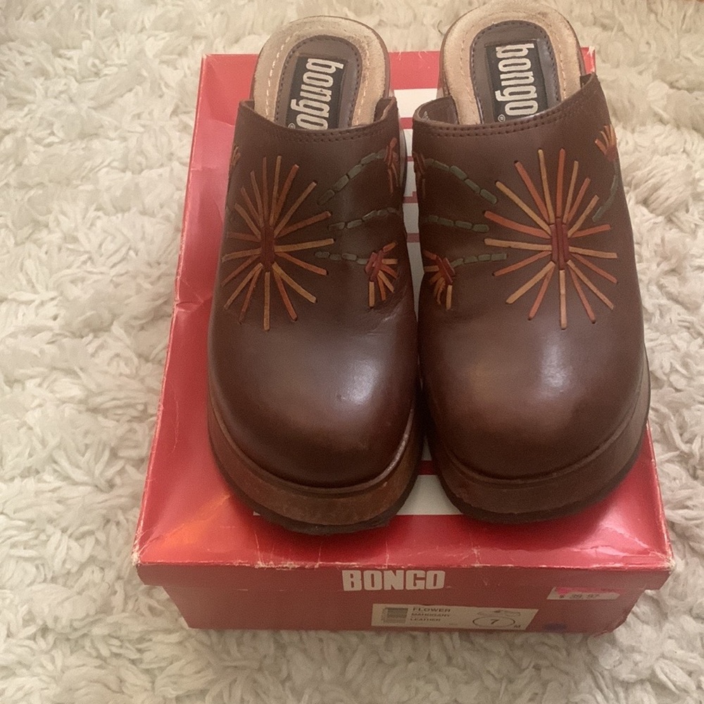 90s BONGO Brown Leather Floral Clog